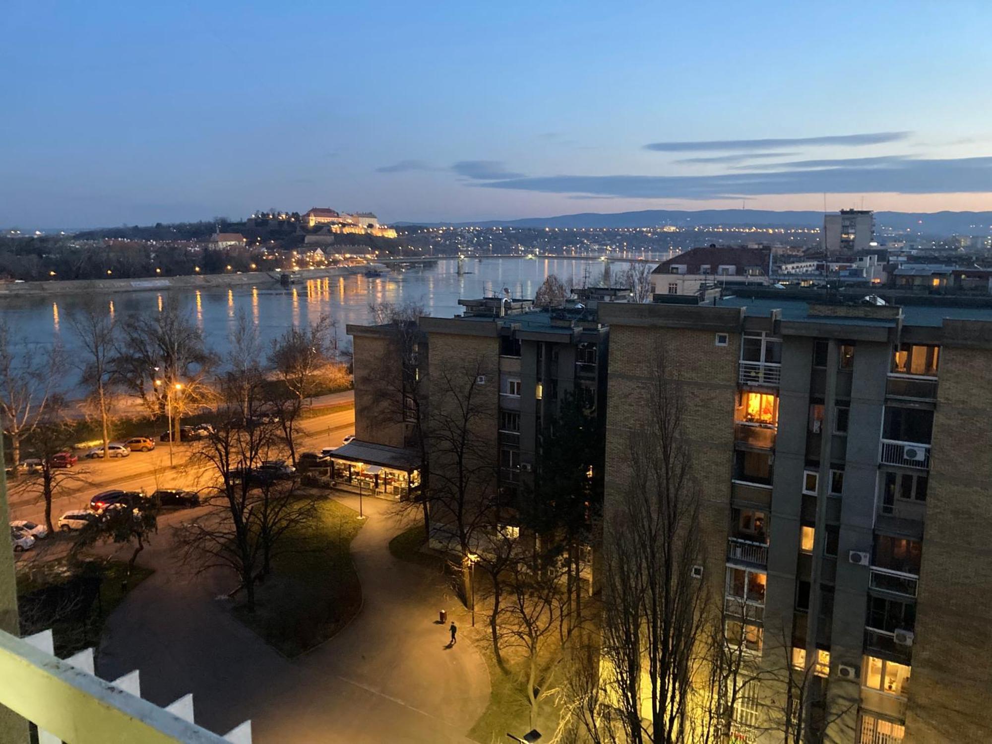 Apartman Bane 021 With A View Novi Sad Exterior foto