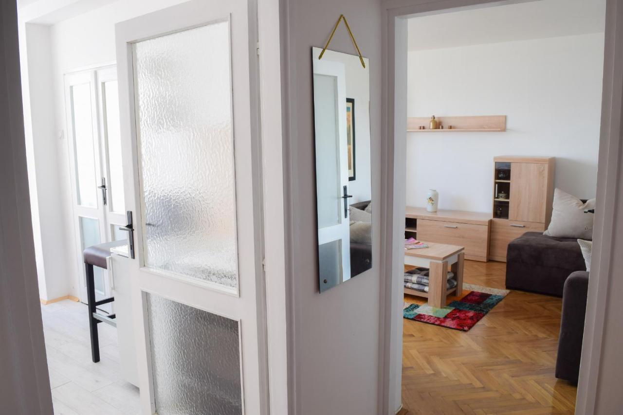 Apartman Bane 021 With A View Novi Sad Exterior foto