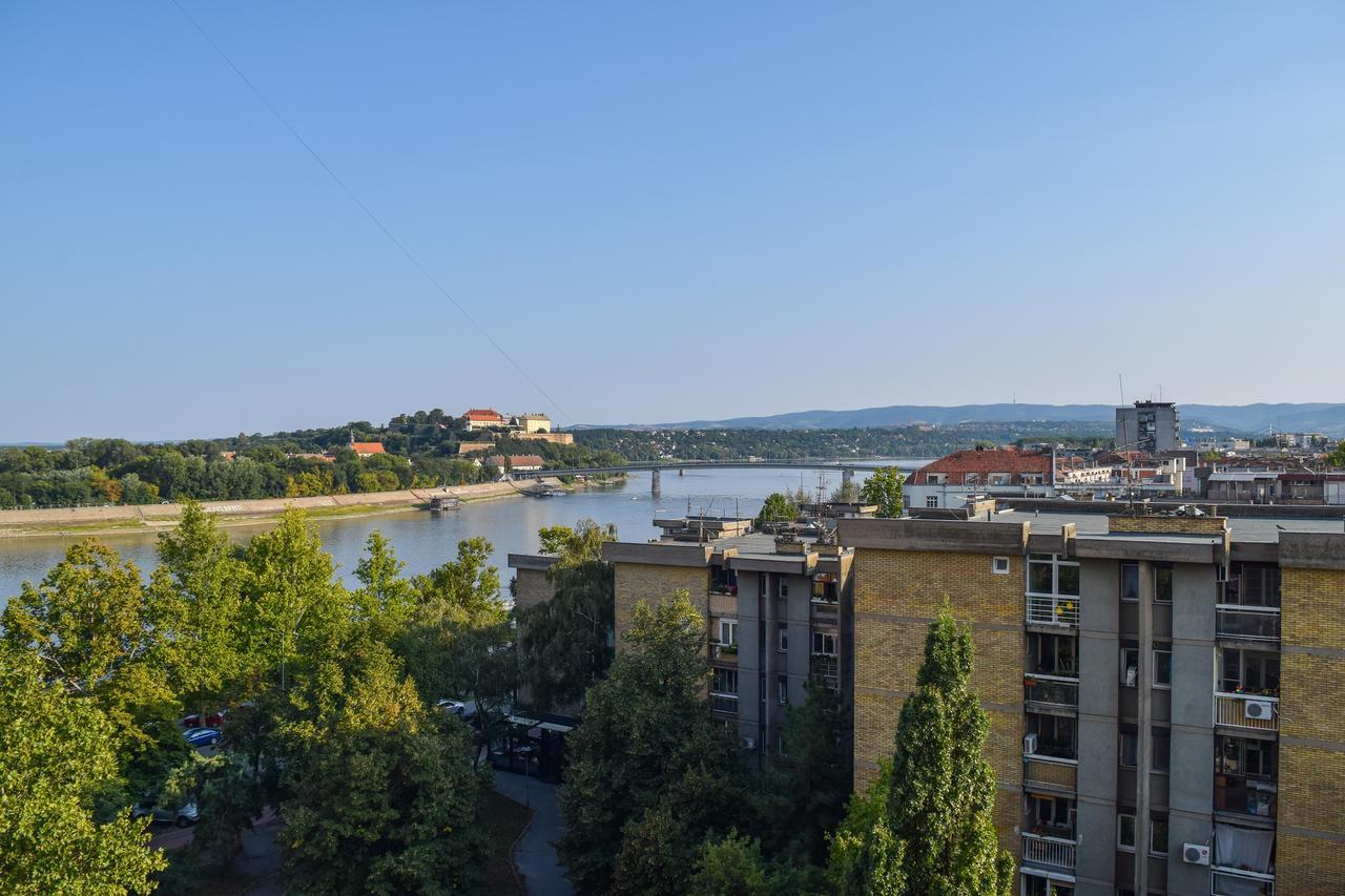 Apartman Bane 021 With A View Novi Sad Exterior foto