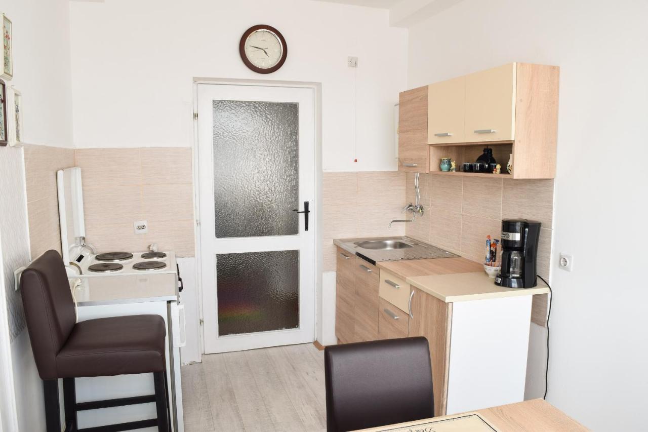 Apartman Bane 021 With A View Novi Sad Exterior foto