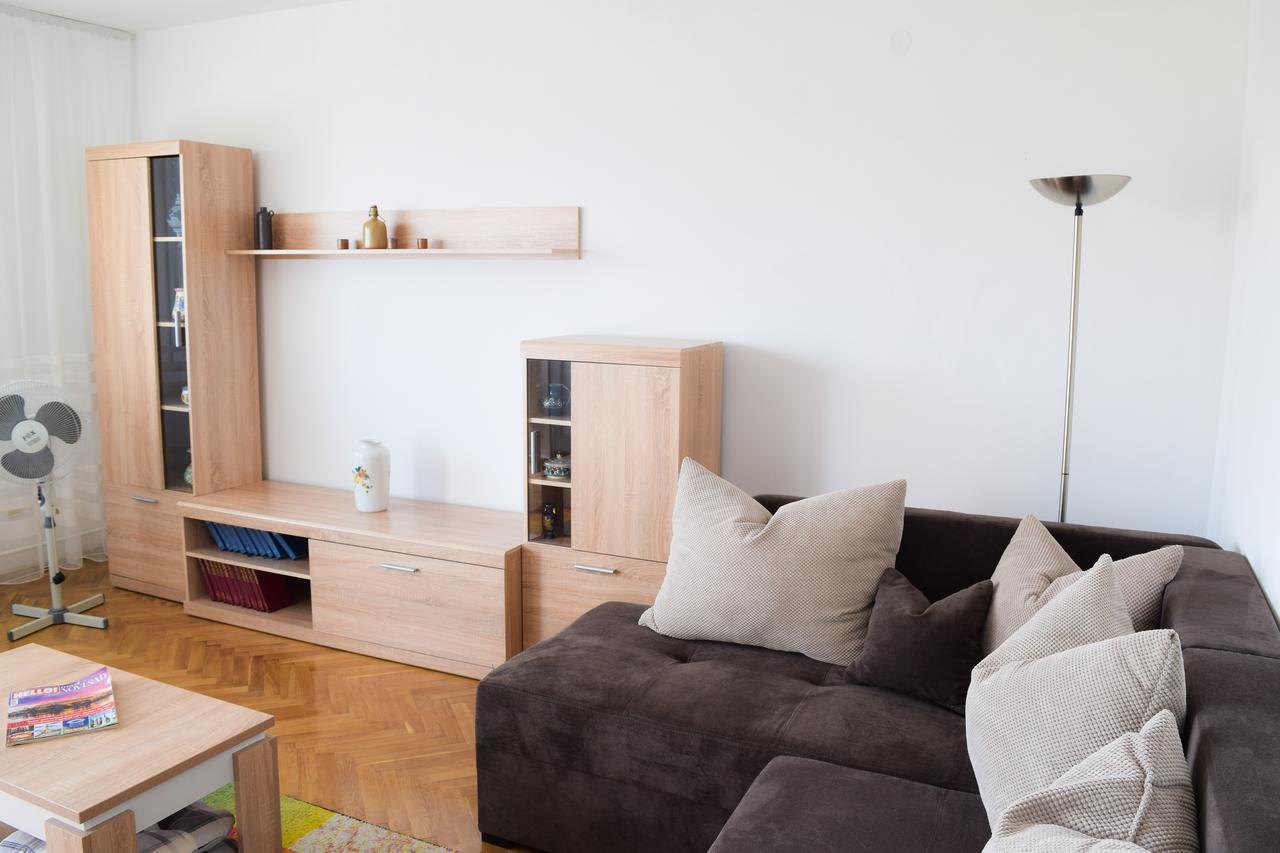 Apartman Bane 021 With A View Novi Sad Exterior foto